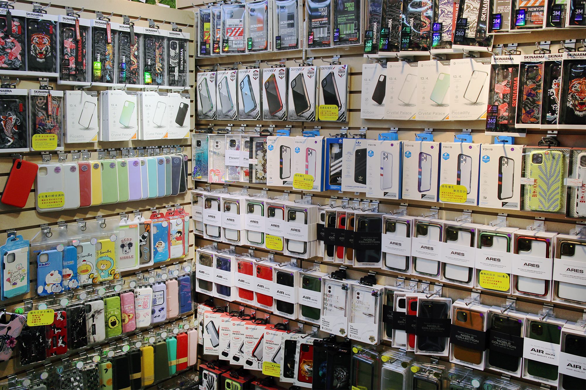 臺北市市場處專欄中的站前店配件陳列照片